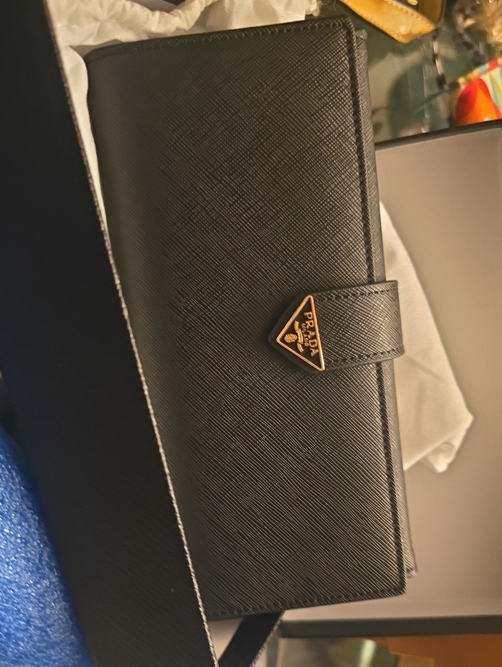 black wallet
